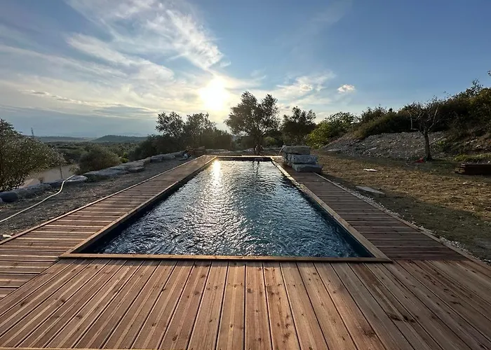 Mas Sogusthenna * Mons (Gard)